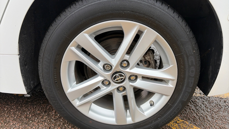 Toyota Corolla 1.8 VVT-i Hybrid Icon Tech 5dr CVT Hybrid Hatchback